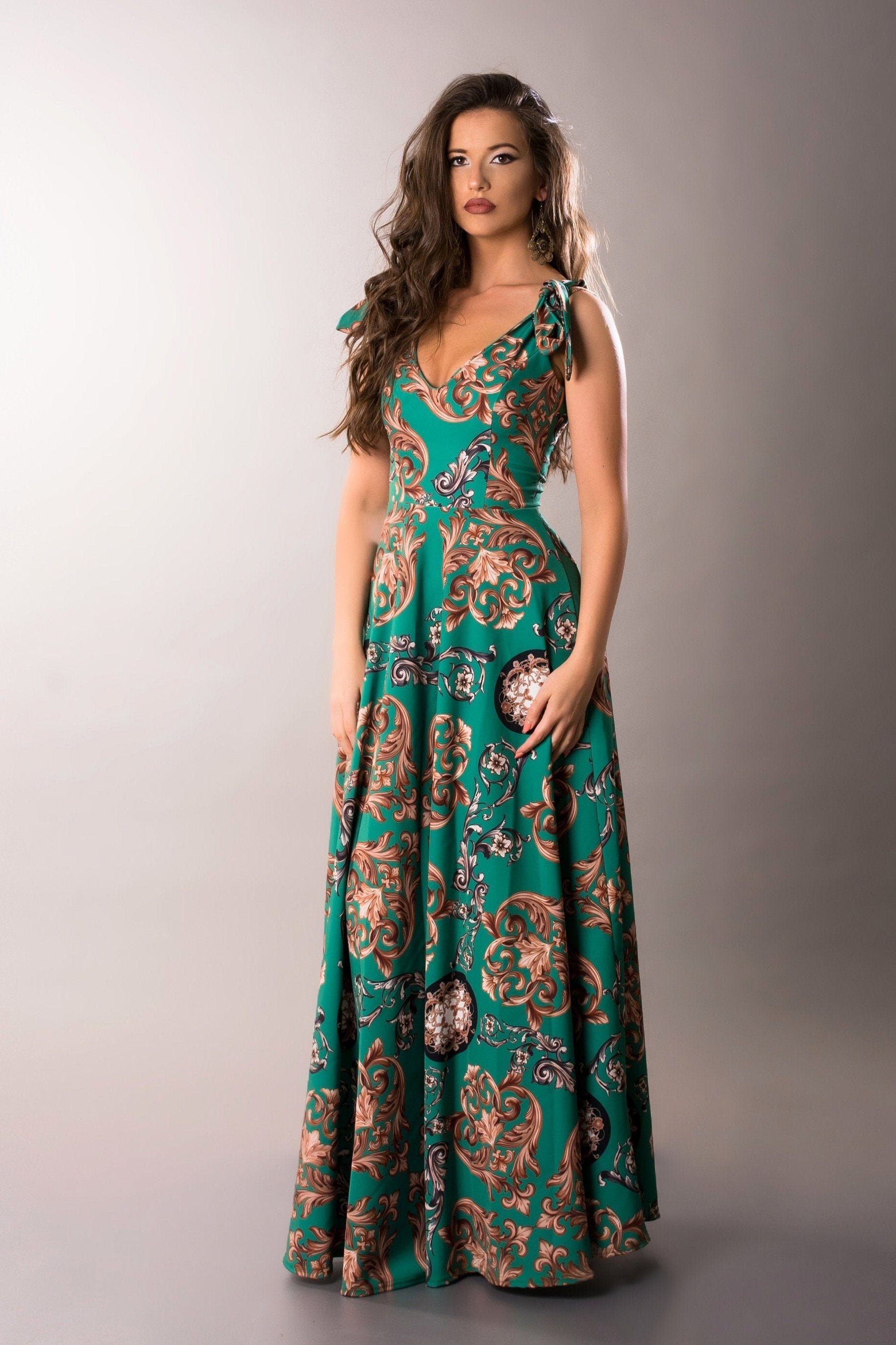 green dress with tie straps Lovelo Kelly Green Fruit Print Tie Strap Midi Dress main image 1